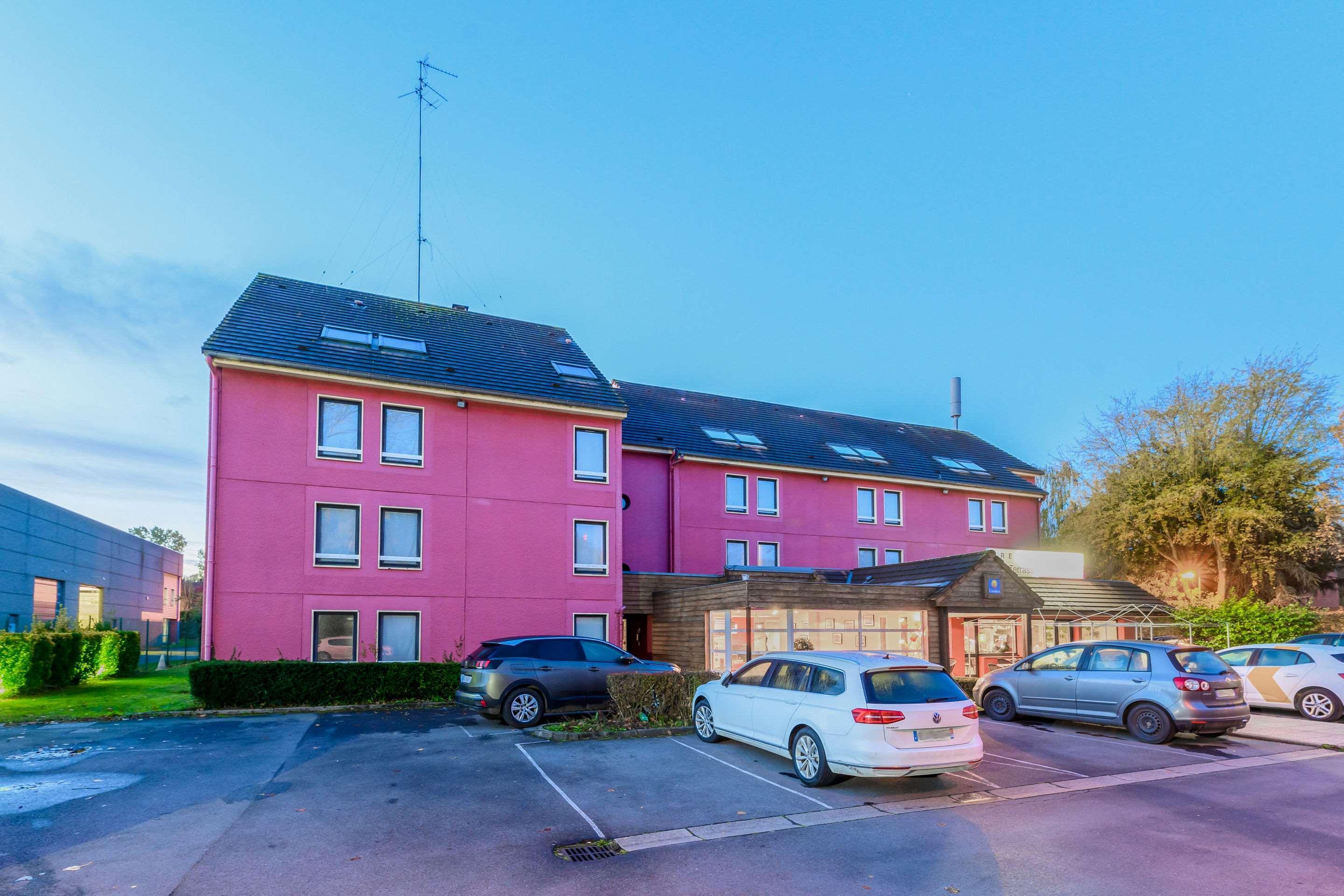 Kyriad Lille - Mons En Baroeul Exteriör bild